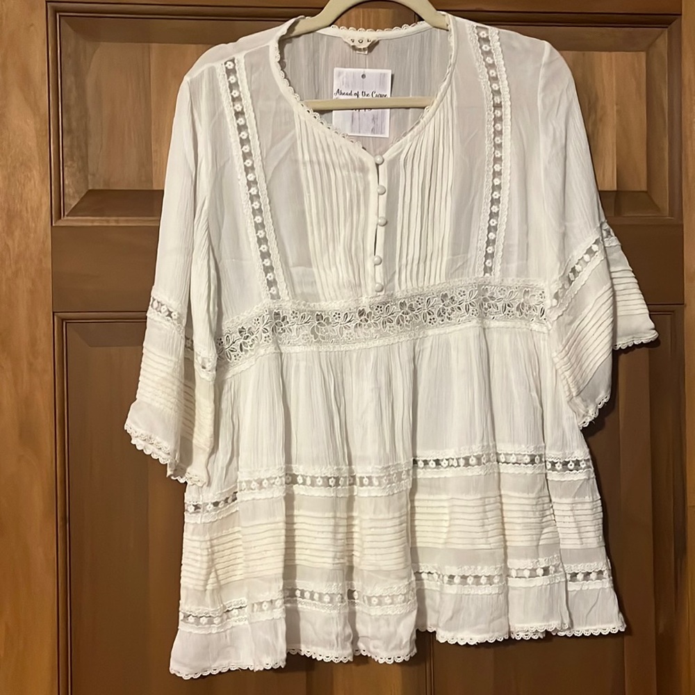 Ahead of the curve 3/4 sleeve, Size M